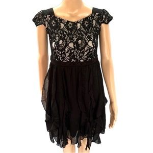 Disney D-signed Disney black dress, Junior size Large